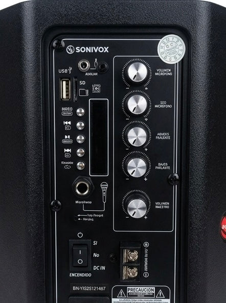 Panel trasero Sonivox con USB, SD, AUX, control de volumen, eco, agudos y bajos